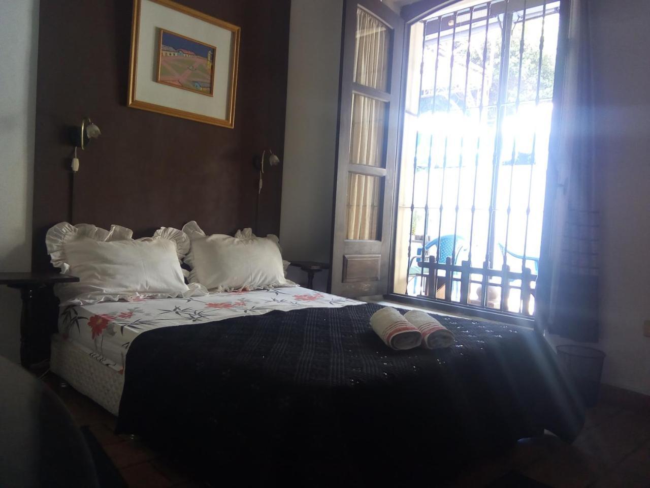 אסונסיון Black Cat Hostel מראה חיצוני תמונה