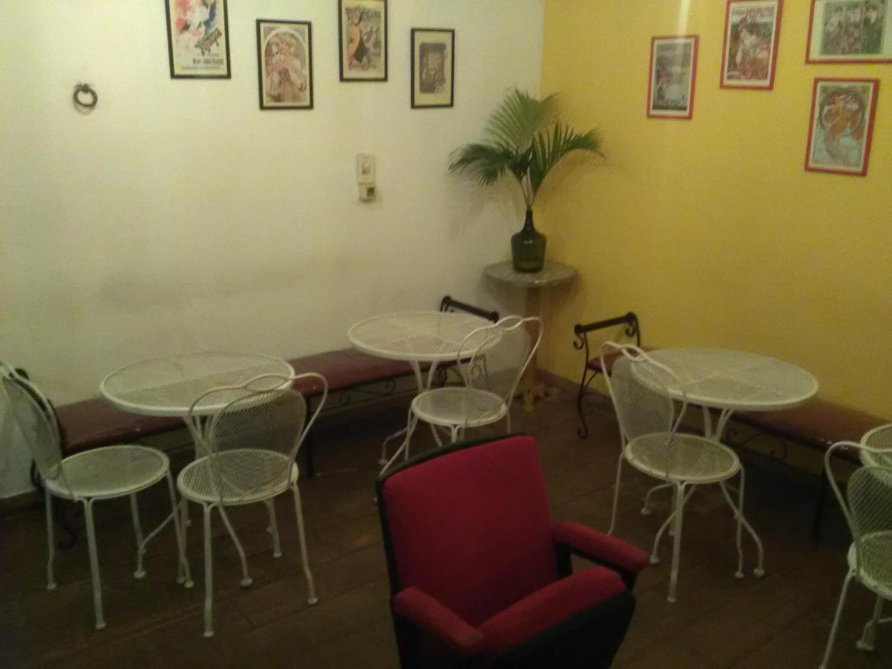 אסונסיון Black Cat Hostel מראה חיצוני תמונה
